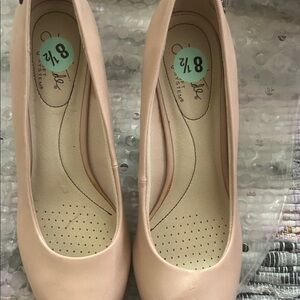 Life Stride Women's Pink Heels